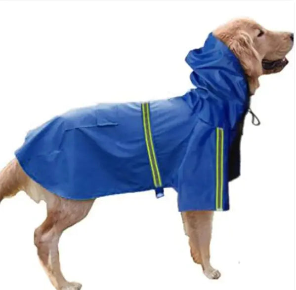 Golden Retriever wearing a blue pet bathing shower jacket with a hood and reflective stripes for stress-free pet bathing.